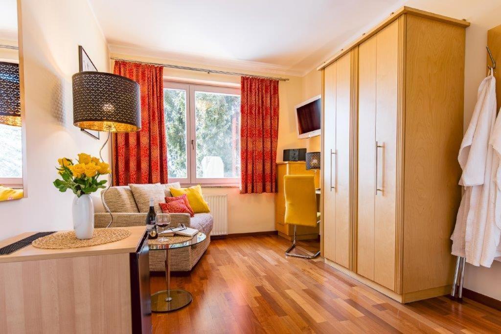 Das Moser - Hotel Garni Am See (Adults Only) Villach Extérieur photo